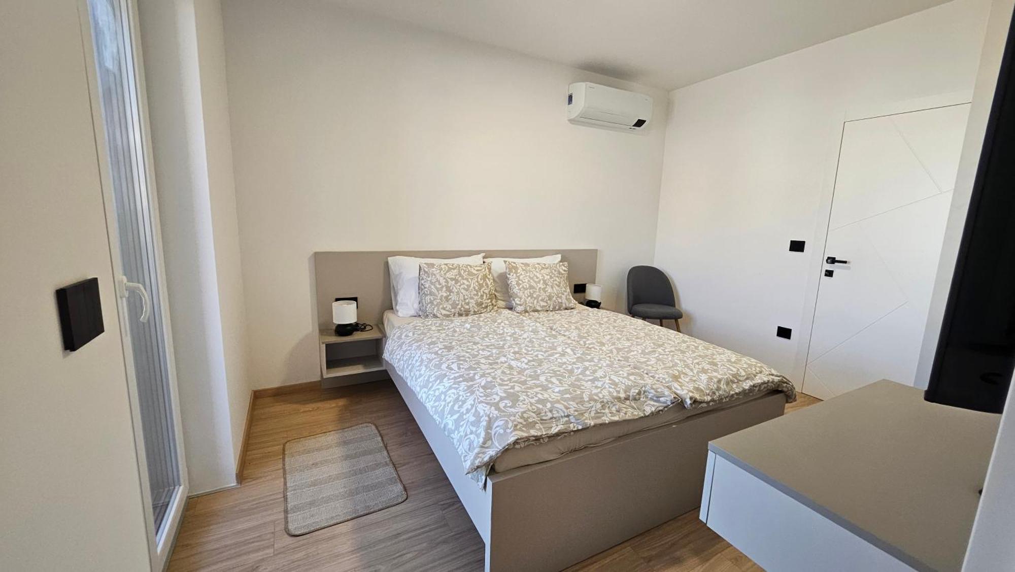 פונטנה Richi Rooms & App מראה חיצוני תמונה